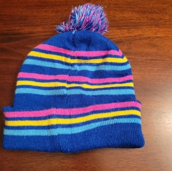 Rainbow Dash Pom Pom Beanie Cap Girls Youth Size - Picture 2 of 3